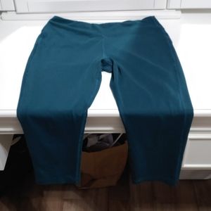 3/4 length sports pants